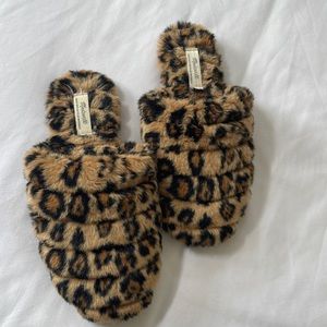 Like New Madewell Leopard Slippers - Size 7